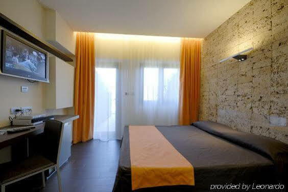 Ways Garden Hotel&leisure Hotel 4*